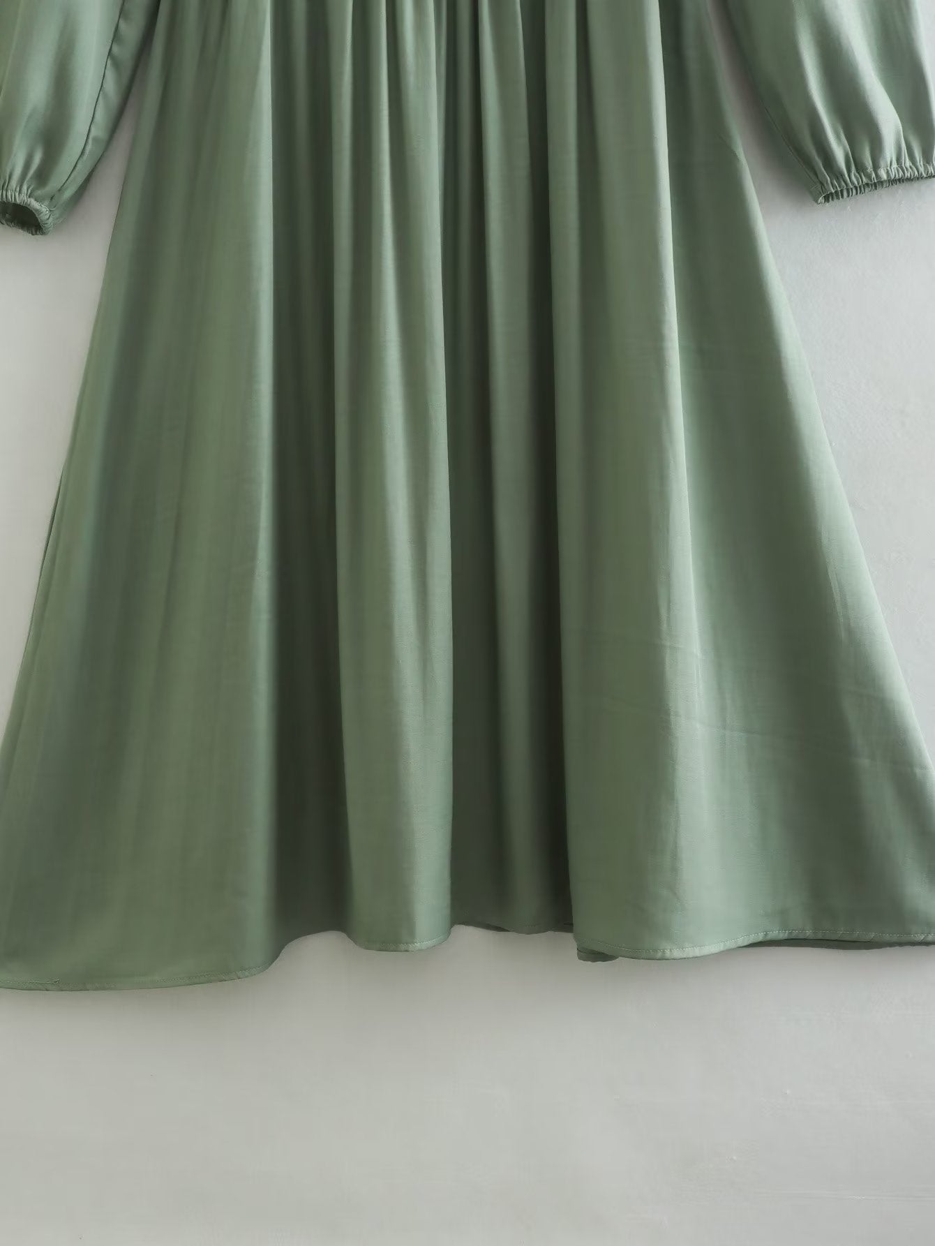 Intellectual Elegant V Neck Dress Autumn Solid Color High Waist A Line Dress Fashionable Pleated Dress Women
