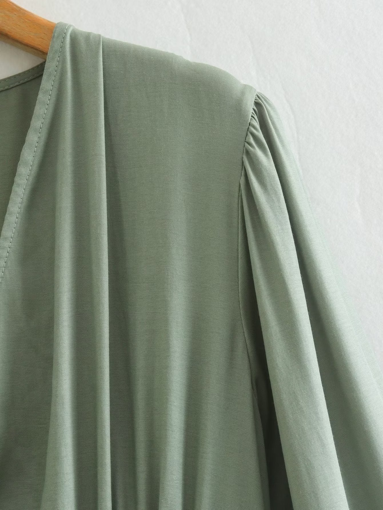 Intellectual Elegant V Neck Dress Autumn Solid Color High Waist A Line Dress Fashionable Pleated Dress Women