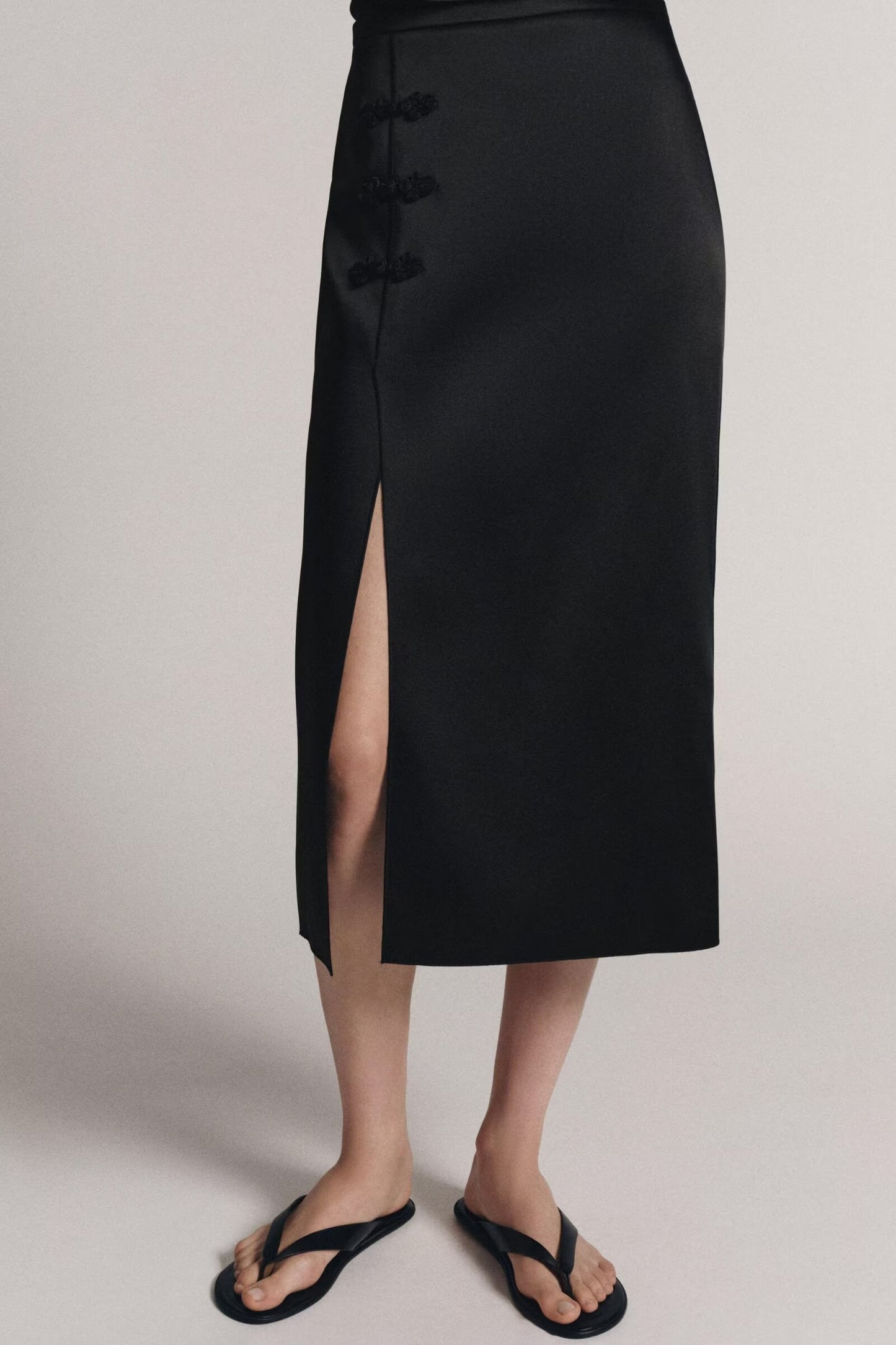 Women Clothing Autumn Winter Simple Buckle Black Slit Skirt