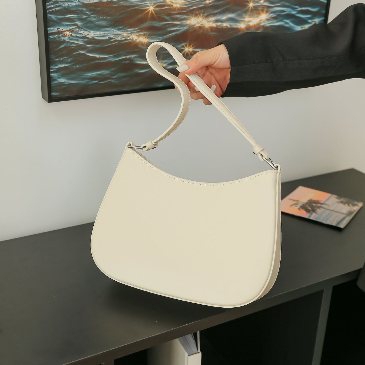 Bag Spring Summer High Sense Niche Underarm Bag Simple Women Bag Light Luxury All Match Office Shoulder Bag