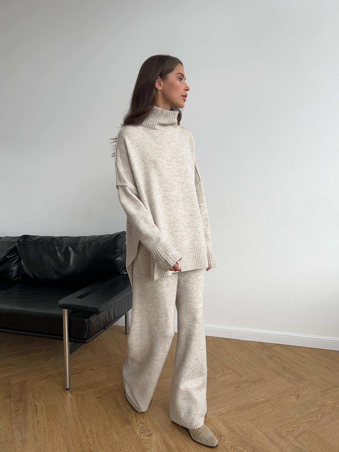 Light Khaki