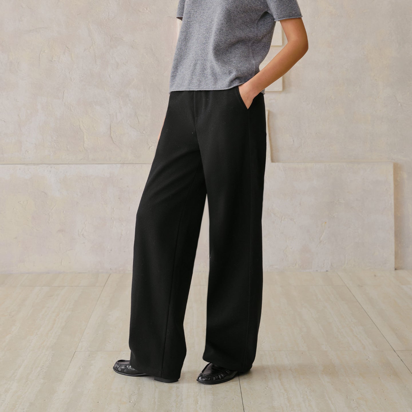 Minimalist black