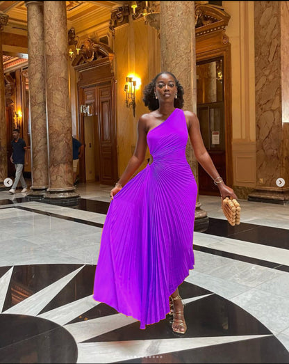Popular Slim One Shoulder Cutout Pleated Dress - Wanita Store