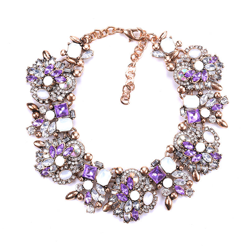 Short Necklace Women Ornament Full Diamond Exaggerated Floral Necklace Clothing Accessories - Wanita Store