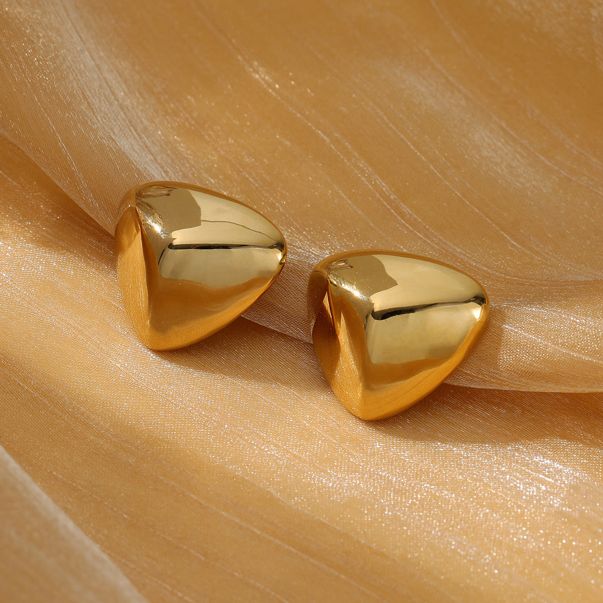 Simple Internet Celebrity Non Fading Lovely Titanium Steel Earrings 18K Gold Stainless Steel High Grade All Match Earrings - Wanita Store