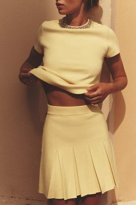 Jewelry Knitted Top Wide Pleated Knitted Mini Skirt Two Piece Sets - Wanita Store