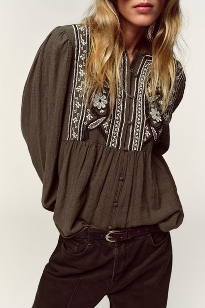 Camisa de mujer Otoño Artística Étnica con Cuello Redondo y Bordado en el Pecho
