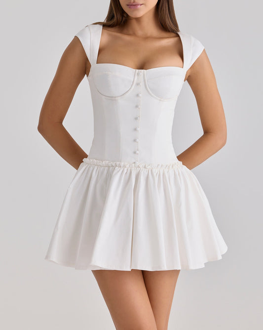 Sweet Romantic Gentle First Love Slim White Dress Design Square Neck Cinched Pettiskirt Dress