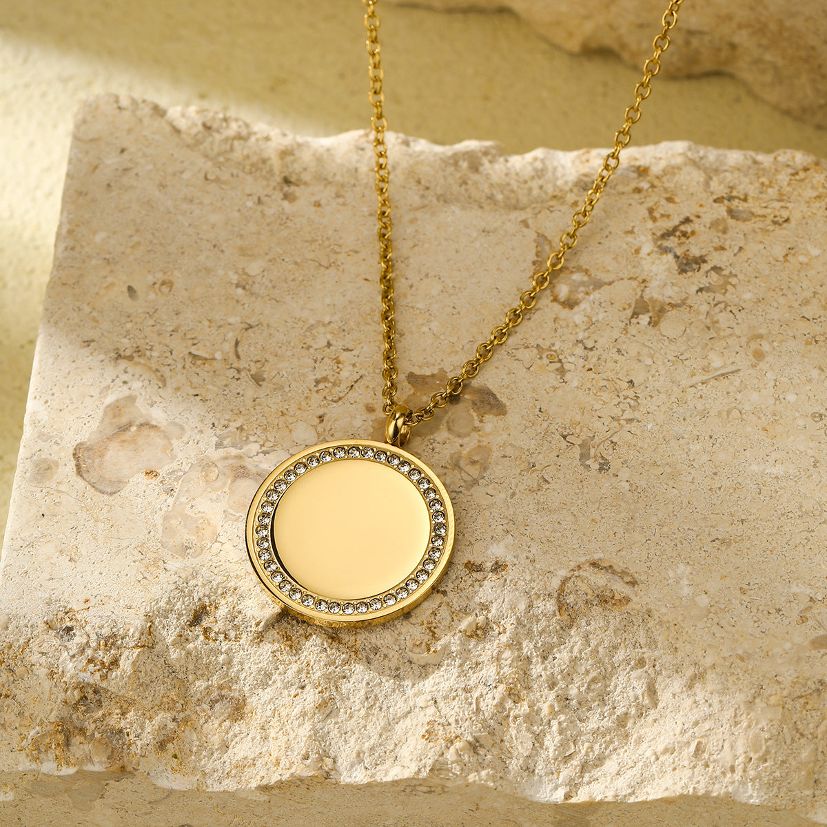 Geometric Abstract round Heart Inlaid with Diamond Titanium Steel Necklace Light Luxury Minority High Grade Stainless Steel Necklace for Women - Wanita Store