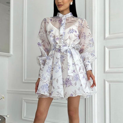Vestido camisero elegante de mujer con cuello alto, manga larga, estampado de encaje y corte en A