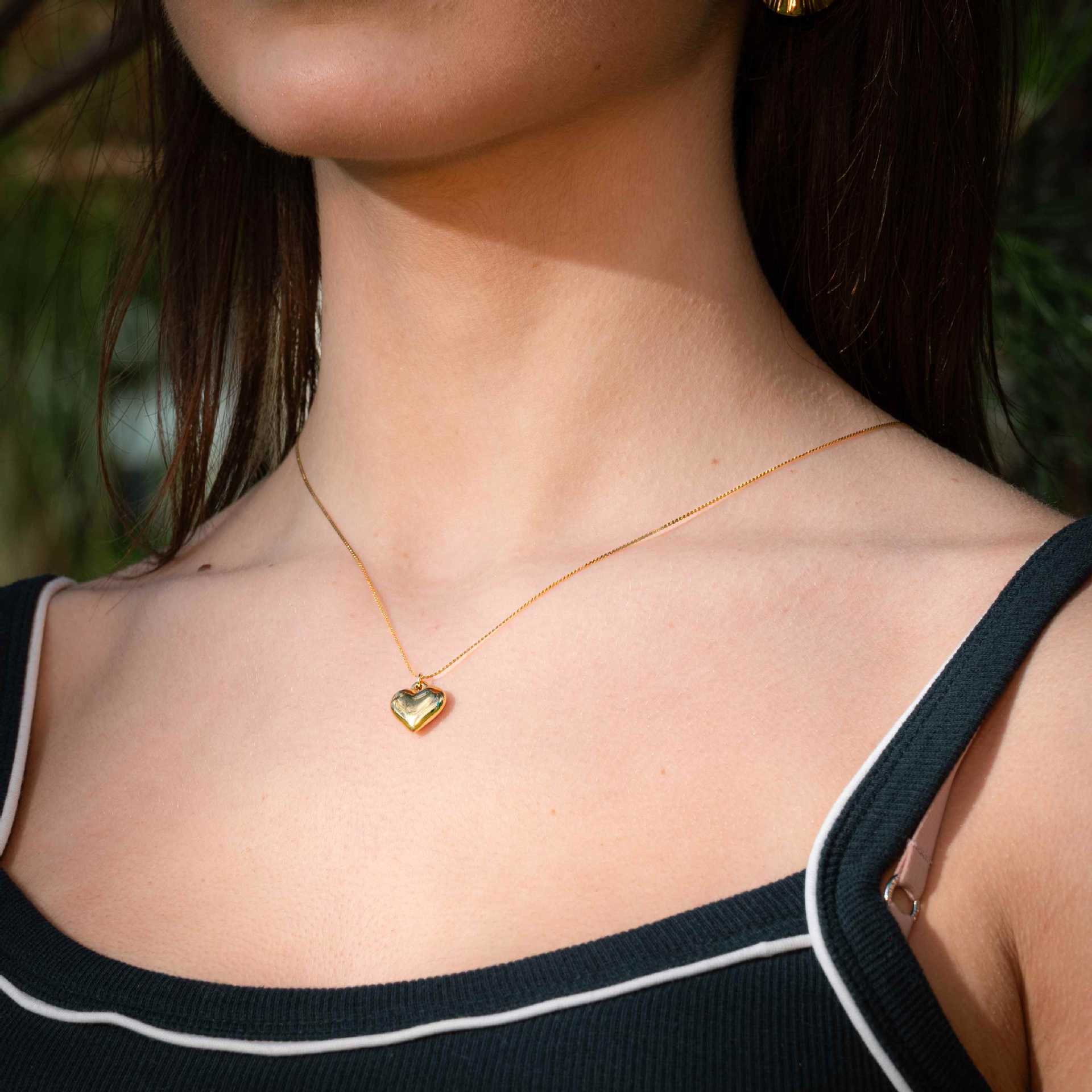 Three Dimensional Peach Heart Necklace Solid Love Heart Simplicity Dignified Embellished Clavicle Necklace Accessories - Wanita Store