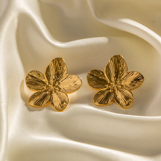 French Court Matte Retro Gold Stainless Steel Floral Metal Stud Earrings High Grade Earrings Earrings Accessories - Wanita Store