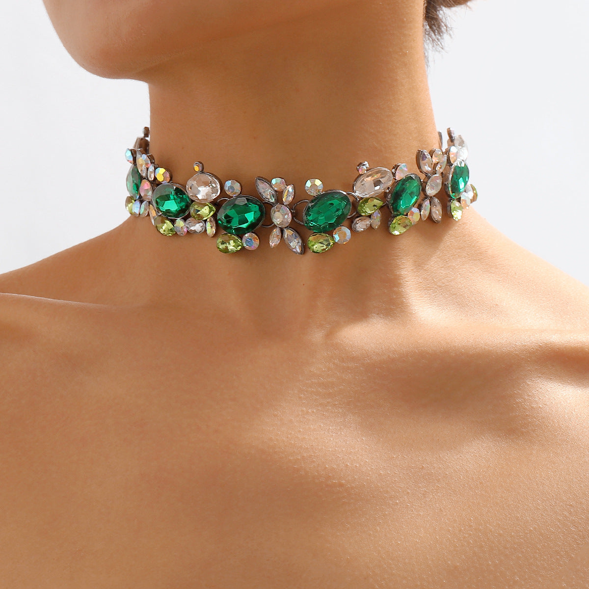 Temperamental Minority Imitation Diamond Popular Necklace Light Luxury Heavy Industry Alloy Clavicle Chain - Wanita Store