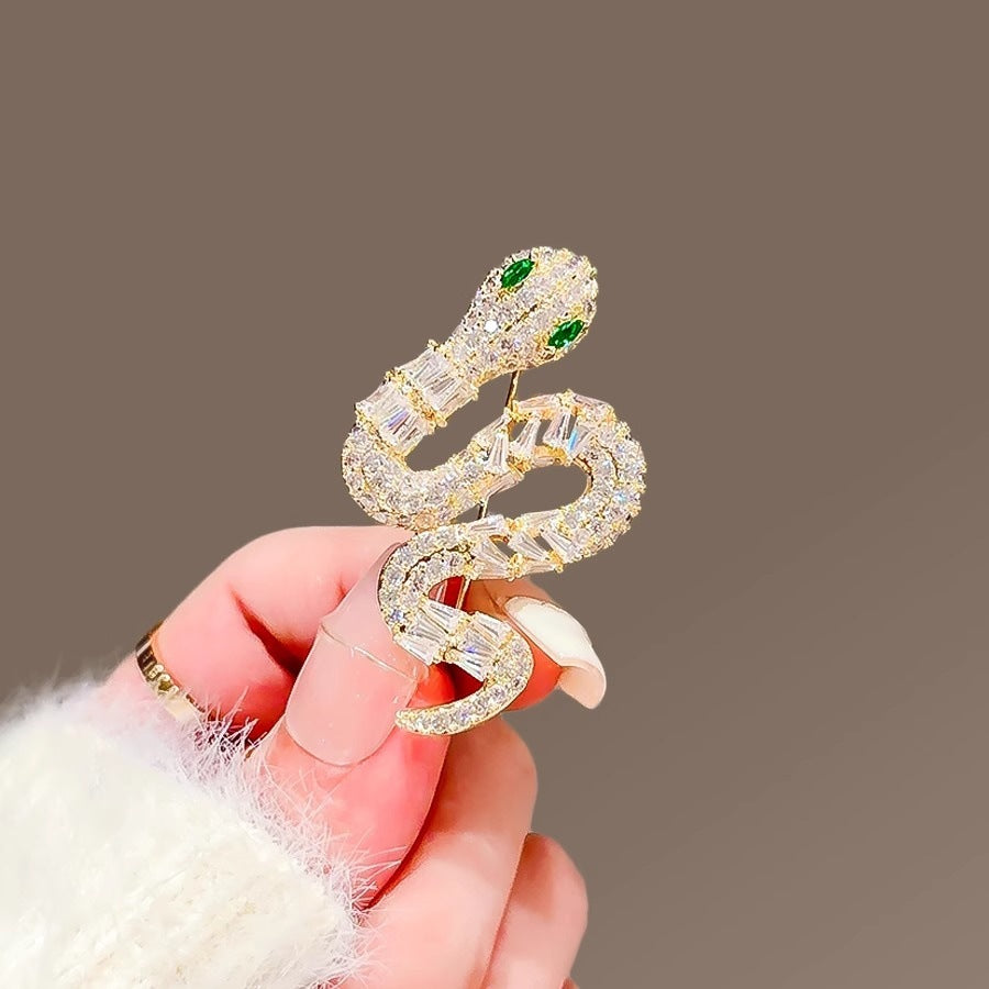 Special Interest Design Green Eyes Snake Brooch Women High Sense Clothes Accessories Pin Corsage - Wanita Store