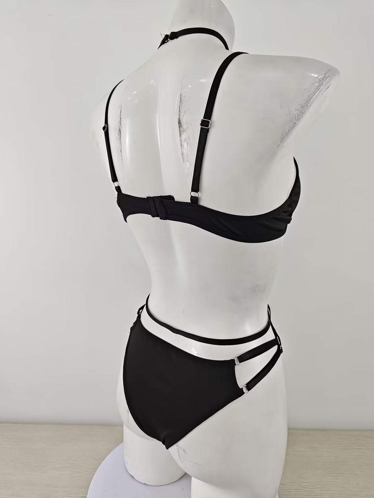 Sexy Large Mesh Hollow Out Cutout Cross Ribbon Stitching Sexy Lingerie Set