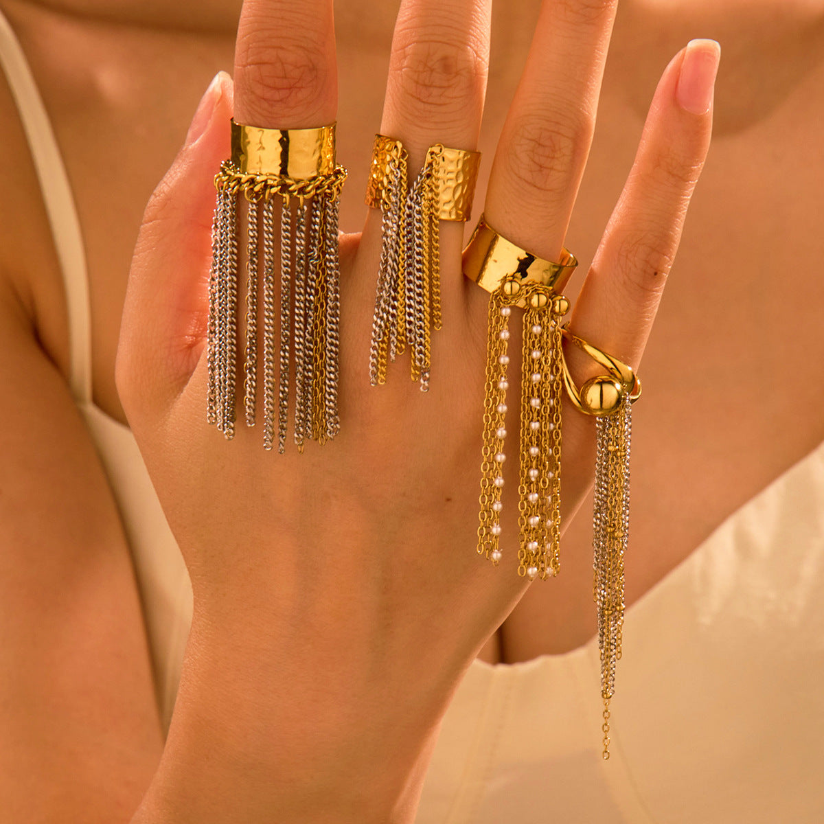 Exaggerated Tassel Titanium Steel Ring Non Fading Gold Silver Color Matching Personality Niche Hand Jewelry - Wanita Store