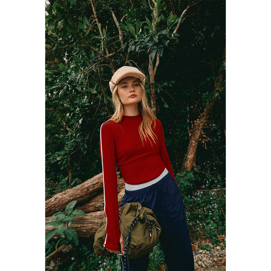 Retro Bars Design Bottoming Shirt Women Spring Contrast Color Slim Fit Shoulder Long Sleeve T shirt Inner Wear Blouse (Runs Small)