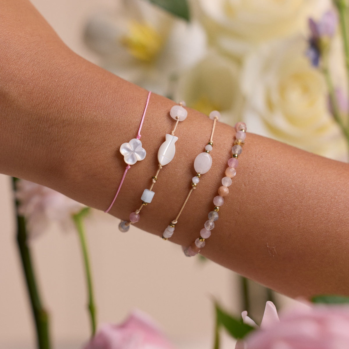 Sold Jewelry Sweet All Matching Natural Stone Bracelet Women Simple Pulling Rope Bracelet - Wanita Store