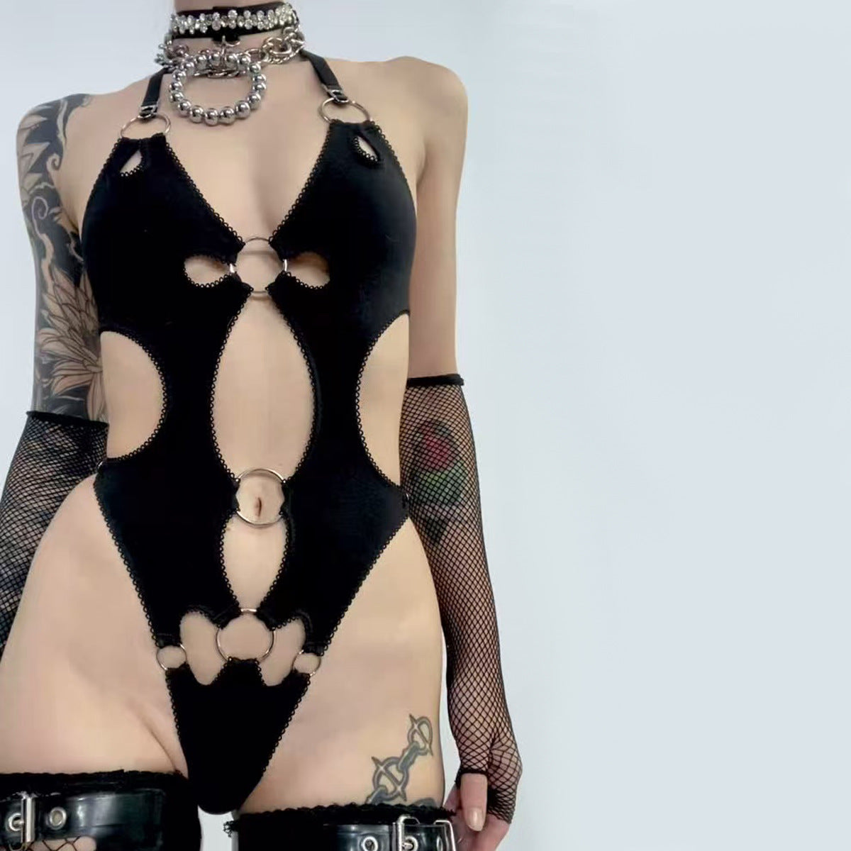 Slim Fit Sexy Cutout Deep V Plunge Sexy Exposed Cropped Backless Body Shaping Halter Jumpsuit