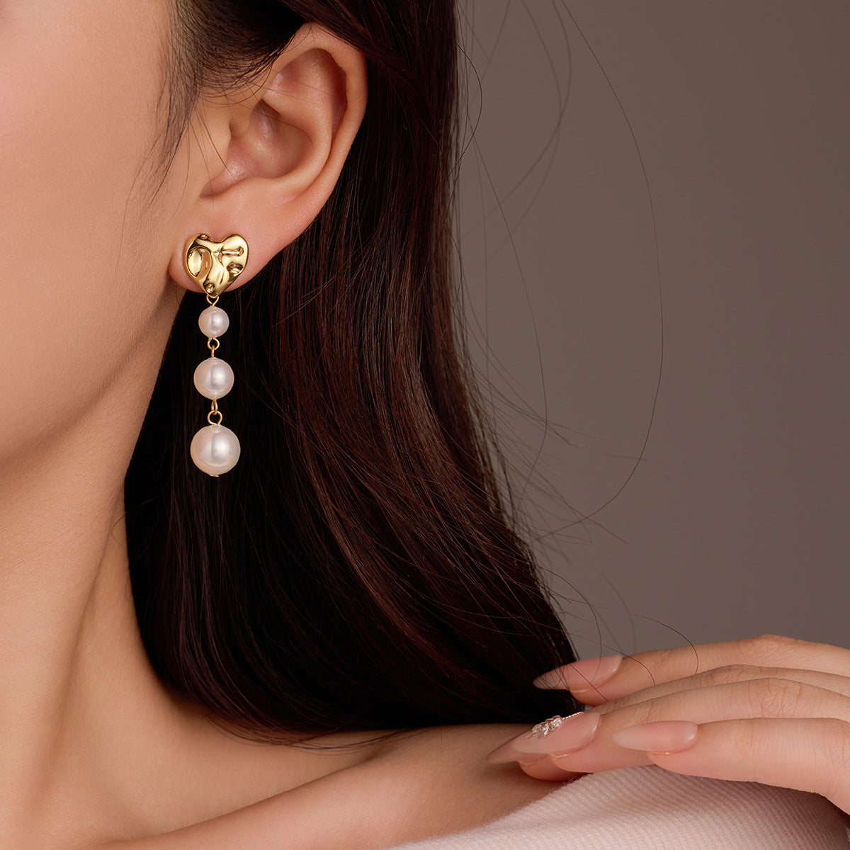 Titanium Steel Heart-Shaped Pleated Pearl Embellished Tassel 18K Gold All Match Stainless Steel Earrings - Wanita Store