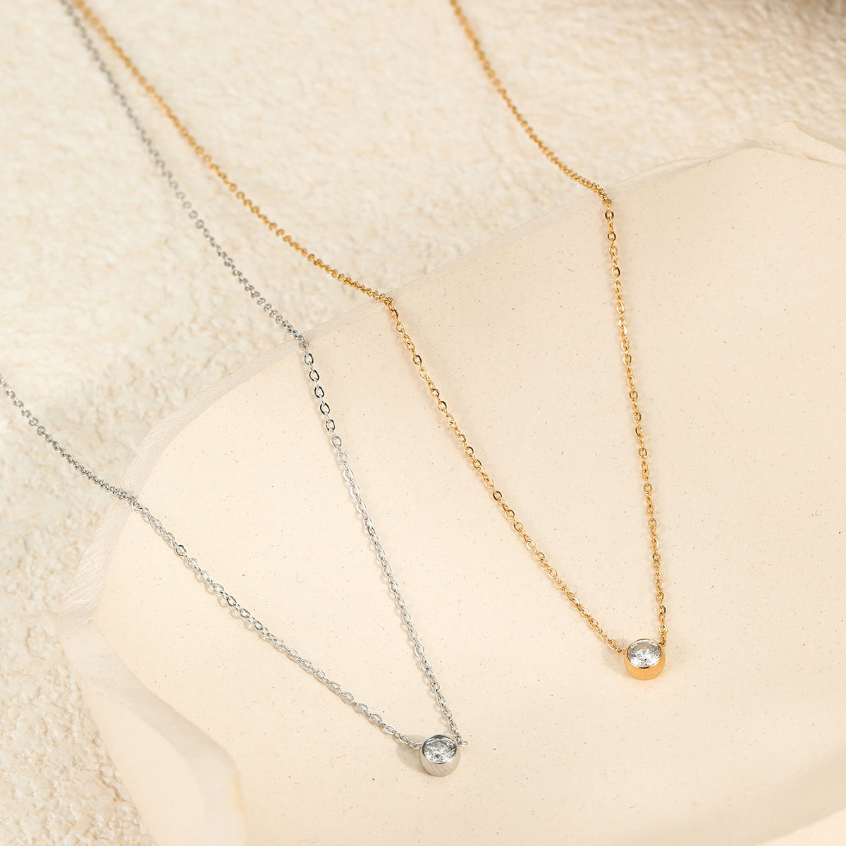 Minimalist Simple Summer Ultra Fine Clavicle Chain Titanium Steel Necklace Non-Fading High Grade Sense Niche Necklace - Wanita Store