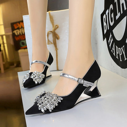 Light Luxury Pointed Toe Wedge Rhinestones Strap Bow Decoration Color Collision Design High Heel Pumps