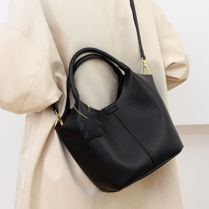 Bucket Bag Classic Simple Ladies Hand Bag Large Capacity Office Bag Women Casual Messenger Bag - Wanita Store
