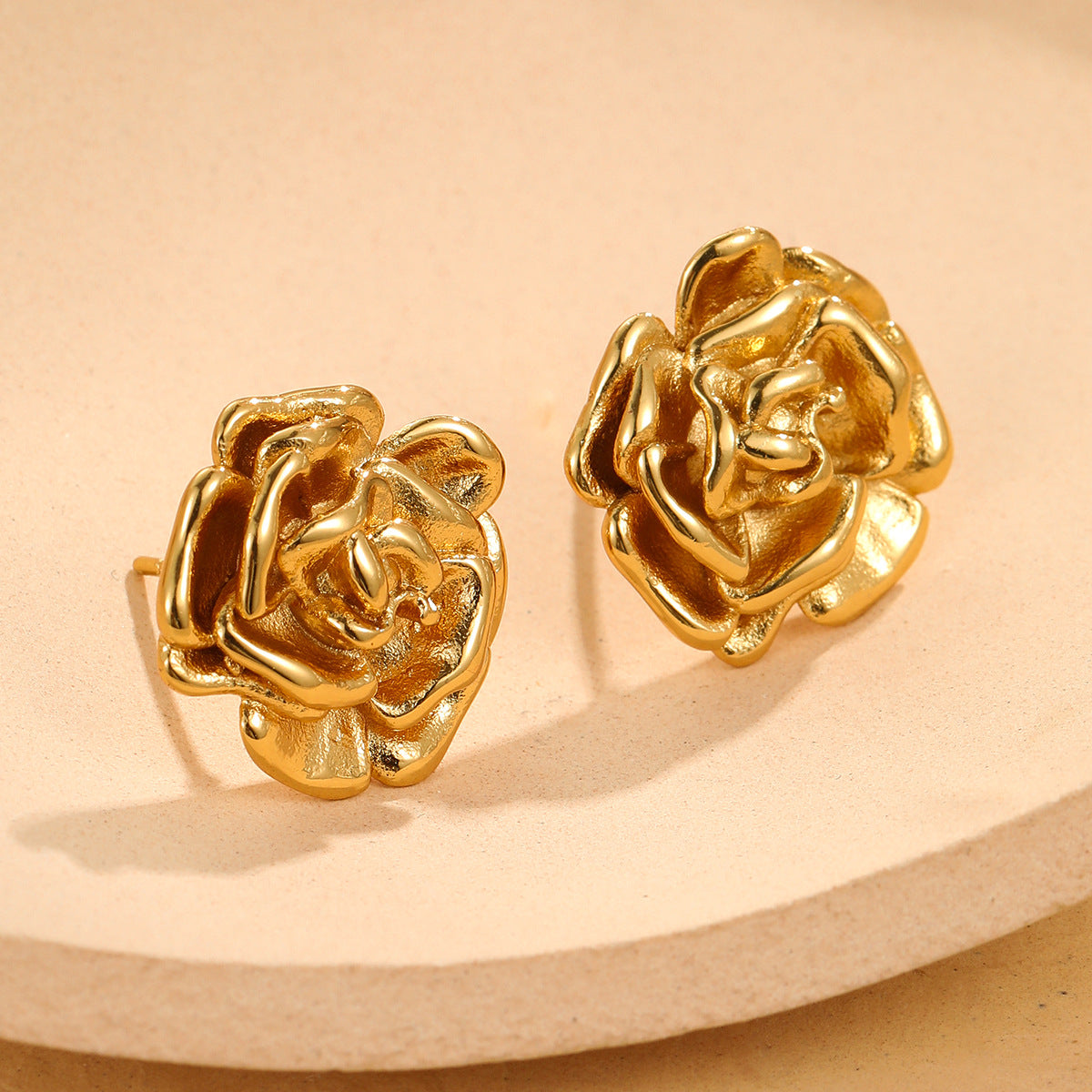 Rose Stainless Steel Studs Exquisite Refined Grace Niche 18K Gold Plating Earrings - Wanita Store