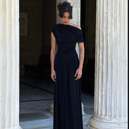 Robe Femme Printemps Nouveauté Mode Sexy Col Diagonal Plissée Asymétrique Couleur Unie