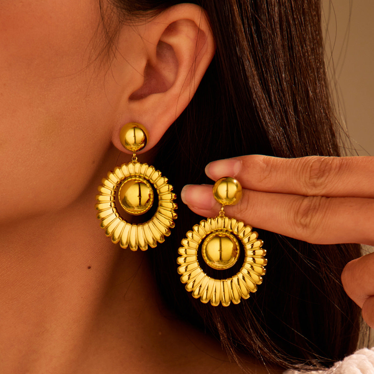 Arrival French Retro Elegant Stainless Steel Earrings Plated 18K Gold Silver Color Matching High-Grade Light Luxury Ear Rings - Wanita Store