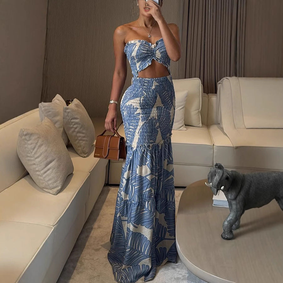 Dark Blue Printed Leaves