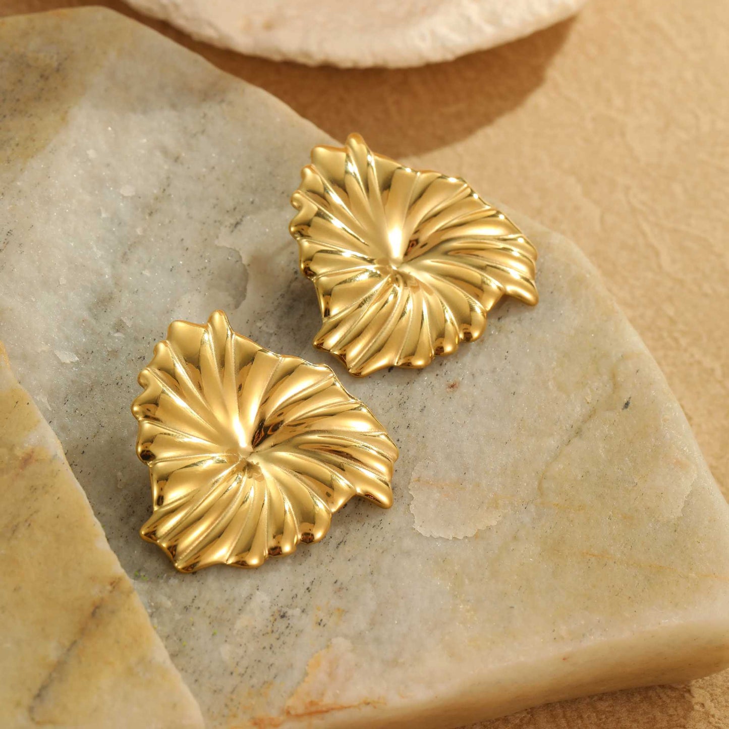 Entry Lux Premium Vacation Stainless Steel Studs Non Fading Large Leaf Earrings Trending Earrings - Wanita Store
