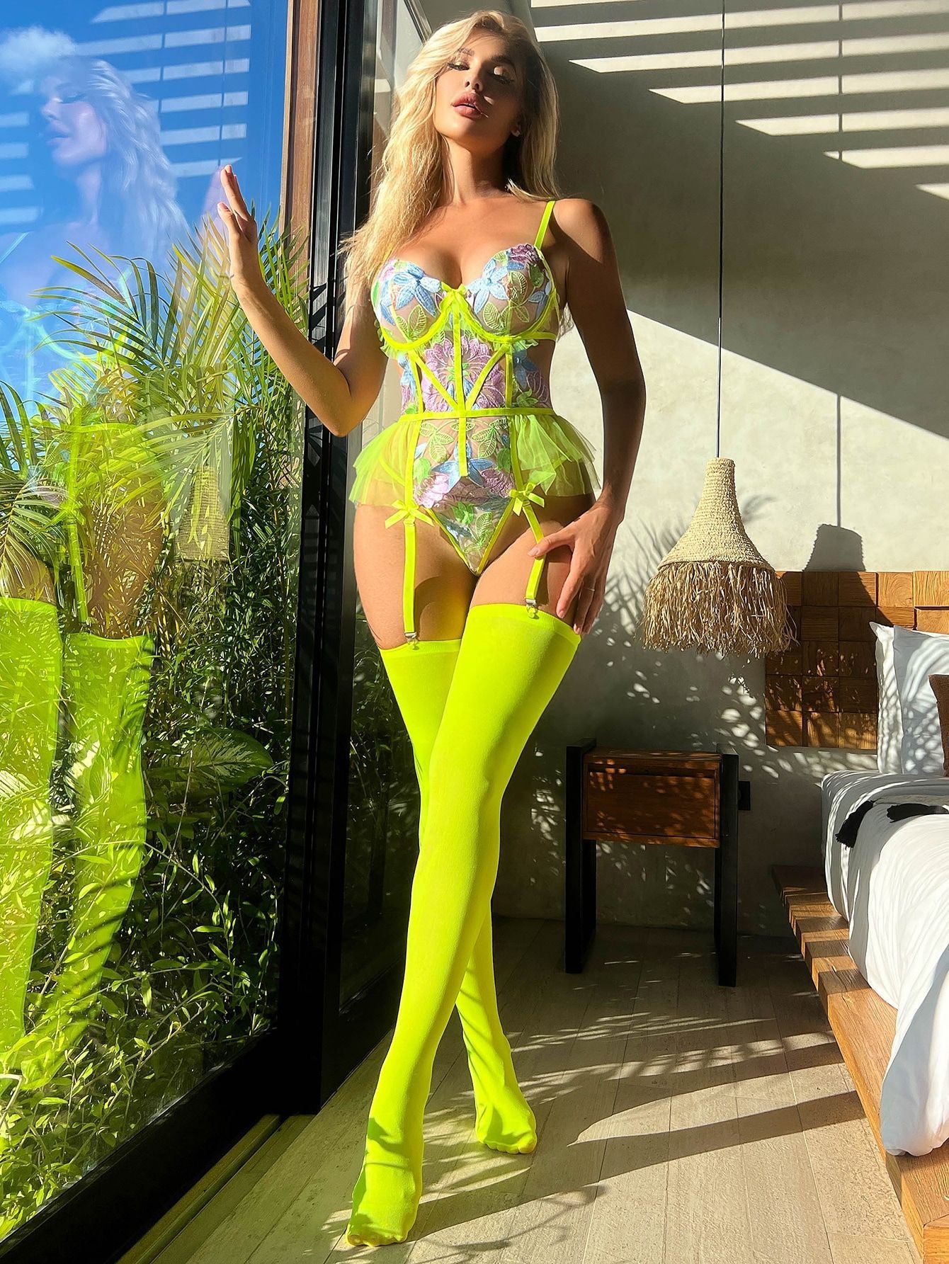 Body Shaping Floral Embroidery Backless Perspective Sexy Sexy Lingerie Jumpsuit With Stockings