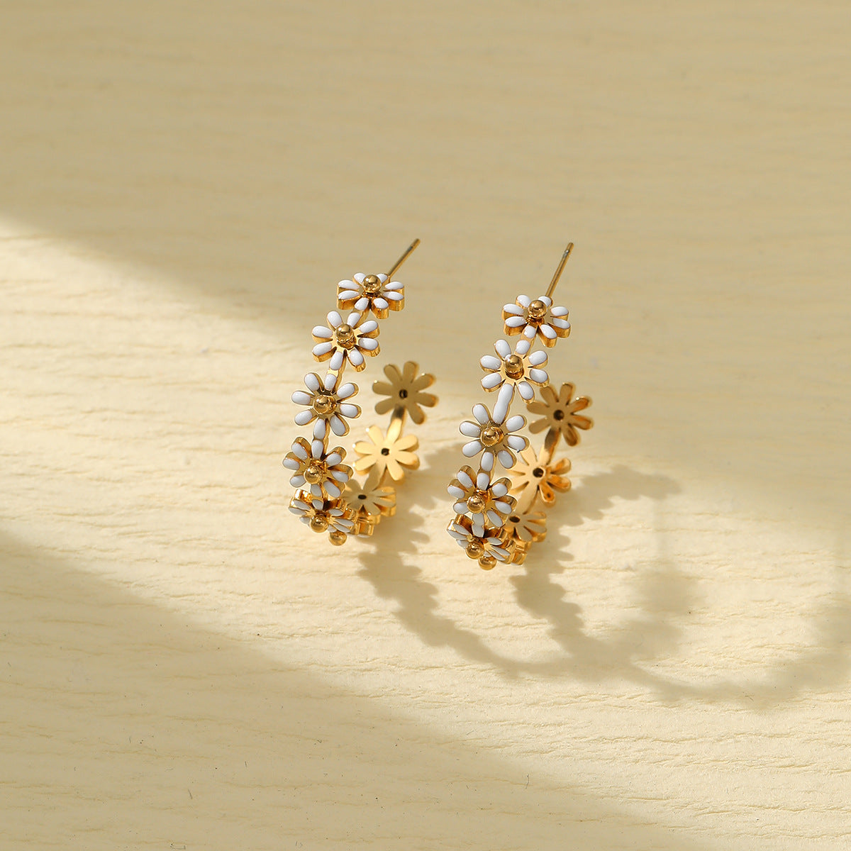 Floral Shaped Titanium Steel Earrings Affordable Luxury High Sense Stainless Steel Studs Women - Wanita Store