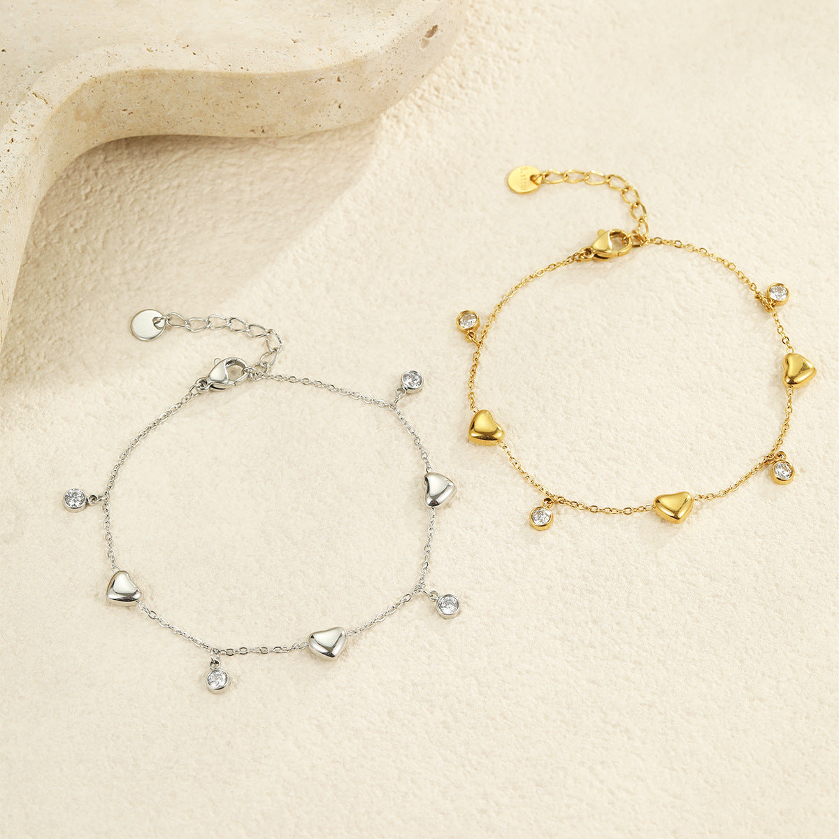 Refined Simple Stainless Steel Loving Heart Zircon Bracelet Non Fading Simple Hand Jewelry - Wanita Store