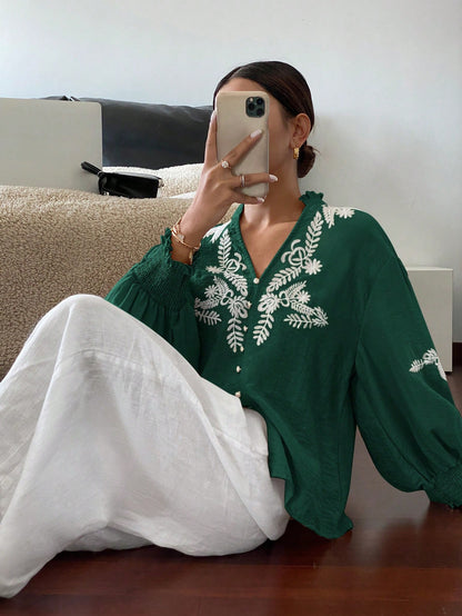 blackish green