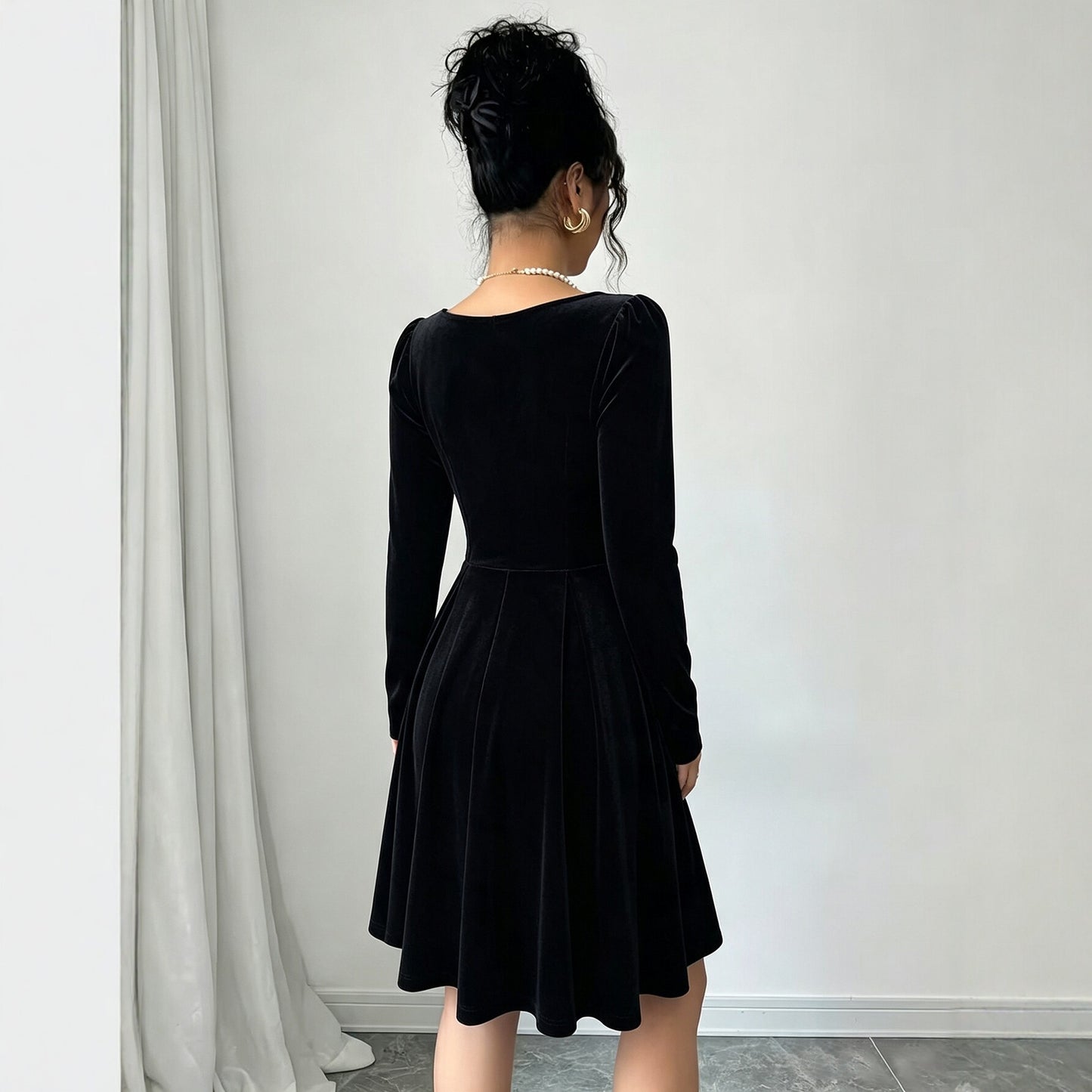 Women Clothing French Vintage Velvet Square Collar Dress Women Pearl Trim Waist Slimming A line Dress