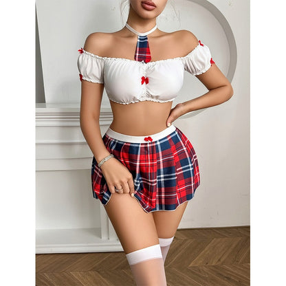 Ensemble cinq pièces pour étudiante sexy : nuisette à carreaux séduisante et lingerie de séduction
