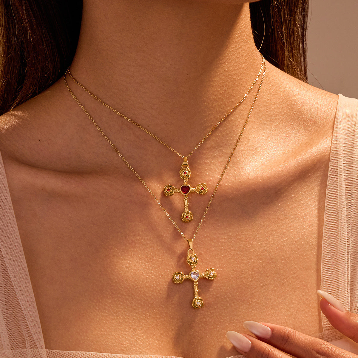 Elegance Retro Advanced Necklace Stainless Steel 18K Gold Color Diamond Rose Cross Embellished - Wanita Store
